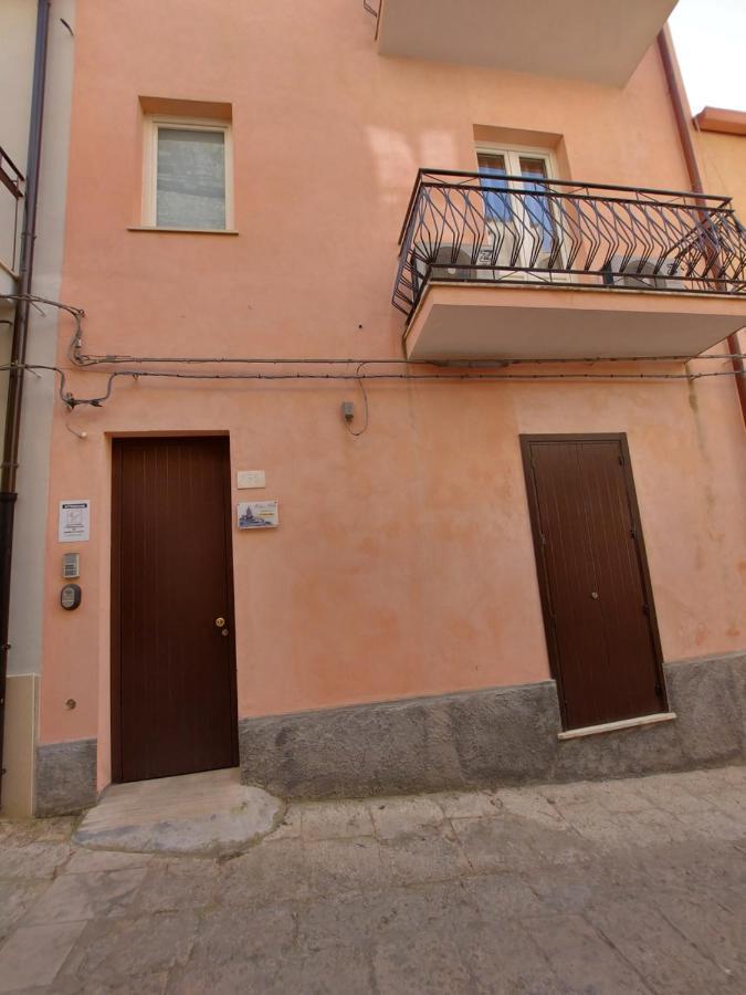 Oikos - Ragusa Ibla Luaran gambar